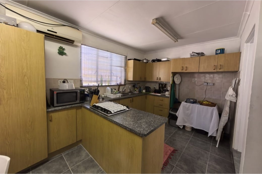 5 Bedroom Property for Sale in Hadison Park Northern Cape